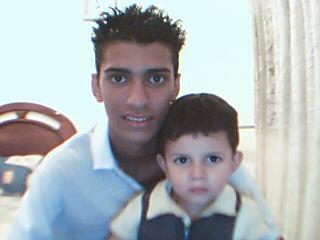 c'est moi et mon fr&eacute;re akram